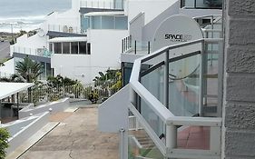 Ray Place 9